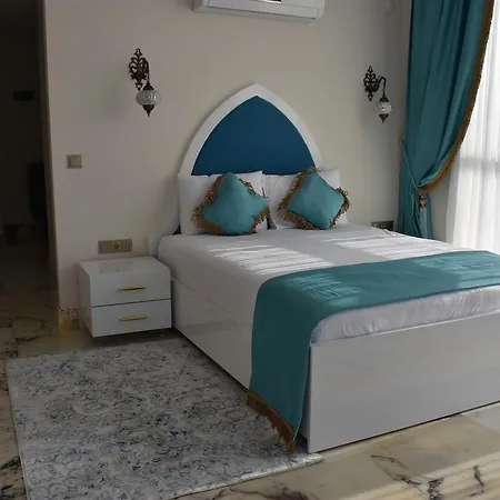Hotel Iscetas 3*