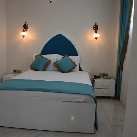 Otel Iscetas 3*