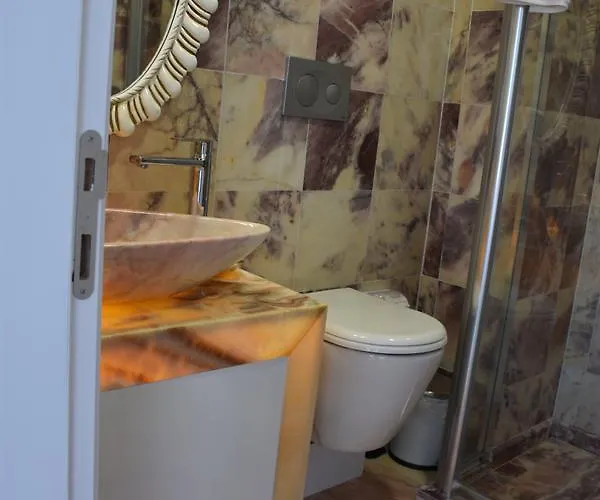 Iscetas 3* Афьон