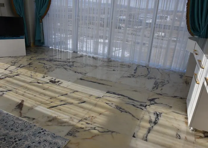 Отель Iscetas 3*